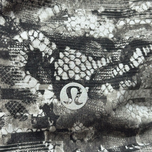 Lululemon Pace Rival Skirt *Tall Size 8 - Picture 3 of 16